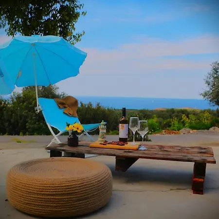 Дом отдыха Sea-blended Nature House